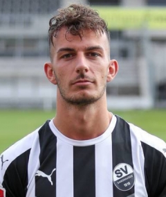 Foto von Leart Paqarada